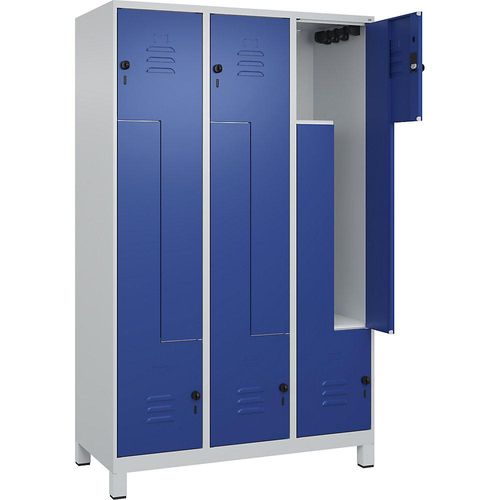 4066681915367 - Z-Spind Classic PLUS 3 Abteile lichtgrau enzianblau B 1200 mm mit Füßen Drehriegel 4066681915367 - Z-Spind Classic PLUS 3 Abteile lichtgrau enzianblau B 1200 mm mit Füßen Drehriegel