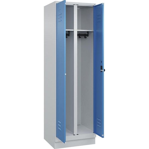 4066681657335 - Schwarz-Weiß-Spind Classic PLUS 1 Abteil lichtgrau   lichtblau HxB 1950 x 600 mm mit Bodensockel Drehriegel C+P