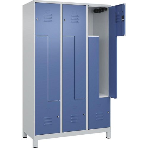 4066681915534 - Z-Spind Classic PLUS 3 Abteile lichtgrau   fernblau B 1200 mm mit Füßen Zylinderschloss