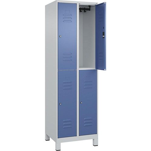 4066681620148 - Doppelstock-Spind Classic PLUS 2 Abteile lichtgrau   fernblau HxB 1950 x 600 mm mit Füßen Zylinderschloss C+P