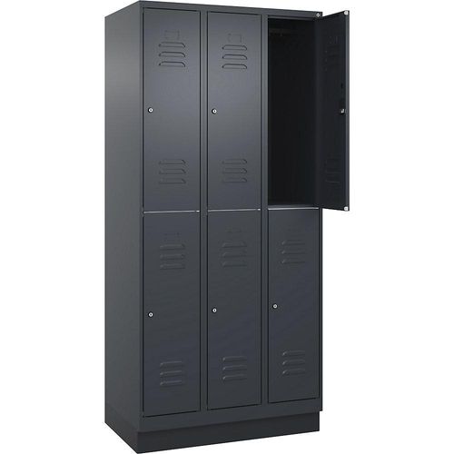 4066681666924 - Doppelstock-Spind Classic PLUS 3 Abteile grau HxB 1950 x 900 mm mit Bodensockel Zylinderschloss