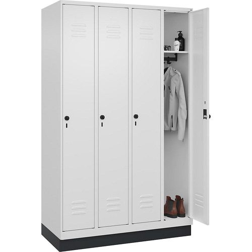 4066681656536 - Spind Classic PLUS 4 Abteile verkehrsweiß B 1200 mm mit Bodensockel Drehriegel