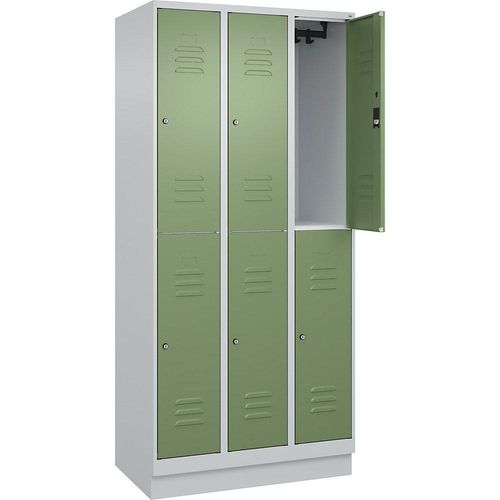 4066681666863 - Doppelstock-Spind Classic PLUS 3 Abteile lichtgrau   resedagrün HxB 1950 x 900 mm mit Bodensockel Zylinderschloss