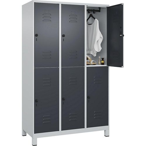4066681622425 - Doppelstock-Spind Classic PLUS 3 Abteile lichtgrau grau HxB 1950 x 1200 mm mit Füßen Drehriegel C+P 4066681622425 - Doppelstock-Spind Classic PLUS 3 Abteile lichtgrau grau HxB 1950 x 1200 mm mit Füßen Drehriegel C+P