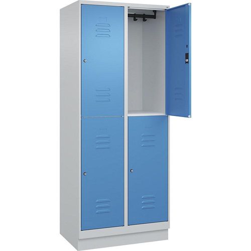 4066681665644 - Doppelstock-Spind Classic PLUS 2 Abteile lichtgrau   lichtblau HxB 1950 x 800 mm mit Bodensockel Zylinderschloss