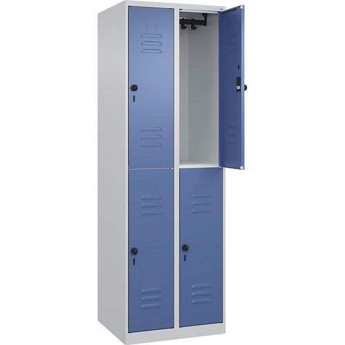 4067521357576 - Spind Classic Plus lichtgrau fernblau 080300-20-S10005 4 Schließfächer 600 x 500 x 1850 cm 4067521357576 C+P-Möbel 4067521357576 - Spind Classic Plus lichtgrau fernblau 080300-20-S10005 4 Schließfächer 600 x 500 x 1850 cm 4067521357576 C+P-Möbel
