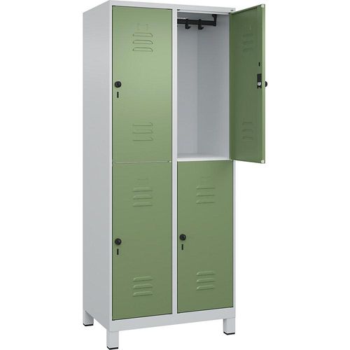 4066681620605 - Doppelstock-Spind Classic PLUS 2 Abteile lichtgrau   resedagrün HxB 1950 x 800 mm mit Füßen Drehriegel C+P