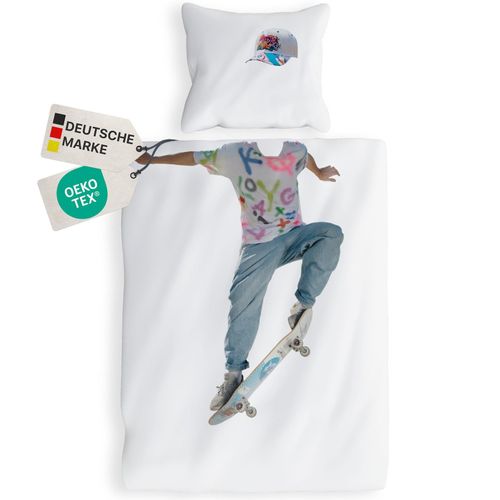 4255636668025 - NYVI Renforce Kinderbettwäsche Deluxe aus 100% Baumwolle magischer Druck - Kindergesicht ergänzt Muster Reißverschluss Größe135x200 cm FarbeSkater